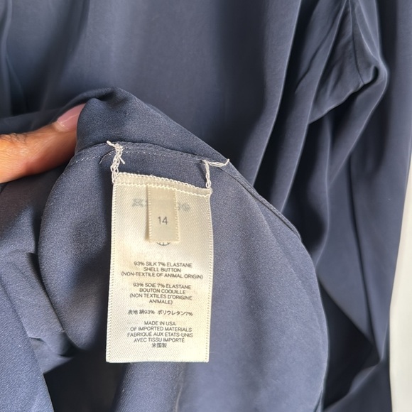 The Row Women's Navy Blue Silk Button Down Blouse top 14 - Picture 8 of 12